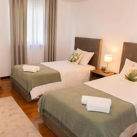 Entrevillas Alojamento Local, Apartamento T2 Arcos de Valdevez Exterior photo
